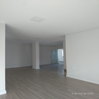 SALA COMERCIAL